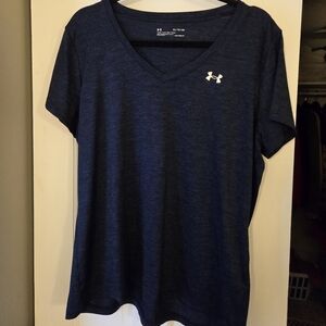 Under Armour Women's Dark Blue Navy V-Neck Tee